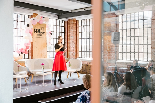 femboss-masa-schmidt-microsoft-business-speakerin-business