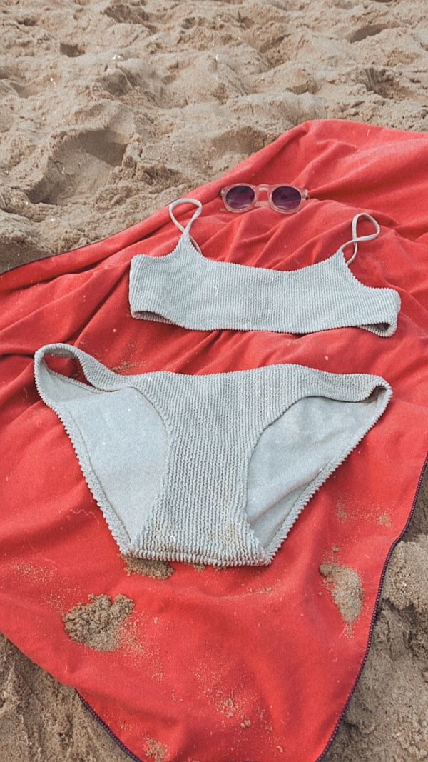 bikini-capdelhomy-workation-femboss